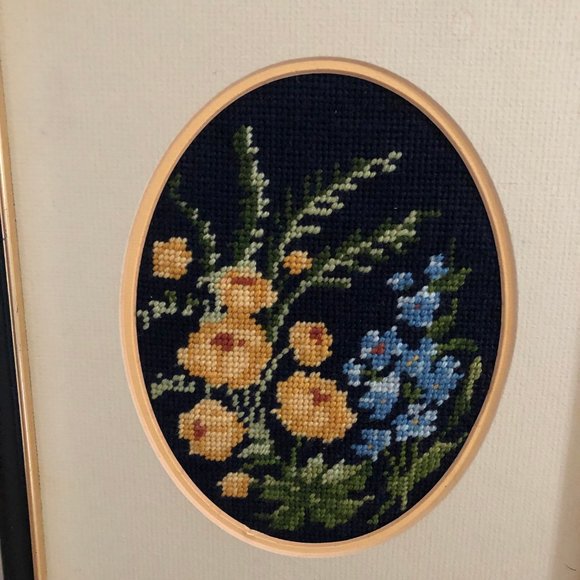 Eaton's picture department needlework yarn art embroidery flowers framed small - Picture 2 of 3